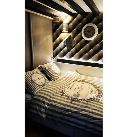 Studio 2 Personnes Plein Centre 75803 شقة